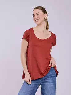 T-shirt με καμπύλη στο τελείωμα