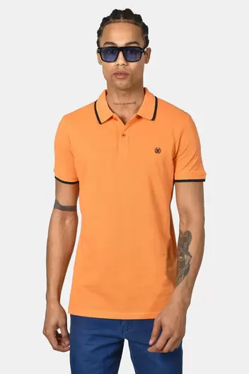 Ανδρική Μπλούζα Polo Normal Fit Από 100% Βαμβάκι Με Ριγέ Τελειώματα & Minimal Logo - ΠΟΡΤΟΚΑΛΙ Ανδρική Μπλούζα Polo Normal Fit Από 100% Βαμβάκι Με Ριγέ Τελειώματα & Minimal Logo - ΠΟΡΤΟΚΑΛΙ