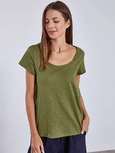 T-shirt με καμπύλη στο τελείωμα