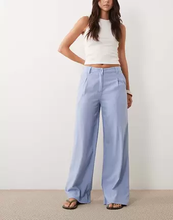 ASOS DESIGN wide leg trousers with pleat detail in linen blend in blue