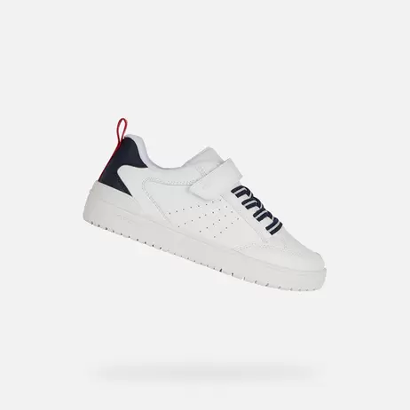 WASHIBA BOY Low top sneakers from €34,45 2 colors from Price reduced from €53,00 to List price -35% from €53,00 Previous price -35%