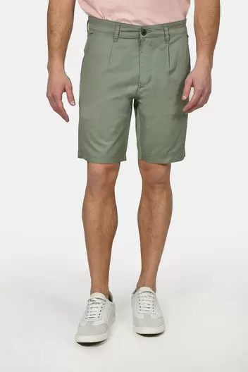 Ανδρική Chinos Βερμούδα Βαμβακερή Normal Fit Με Πιέτες Για Άνετη Καλοκαιρινή Εμφάνιση - ΛΑΔΙ Ανδρική Chinos Βερμούδα Βαμβακερή Normal Fit Με Πιέτες Για Άνετη Καλοκαιρινή Εμφάνιση - ΛΑΔΙ