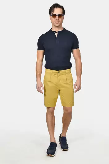 Ανδρική Chinos Βερμούδα Βαμβακερή Normal Fit Με Πιέτες Για Άνετη Καλοκαιρινή Εμφάνιση - ΚΙΤΡΙΝΟ Ανδρική Chinos Βερμούδα Βαμβακερή Normal Fit Με Πιέτες Για Άνετη Καλοκαιρινή Εμφάνιση - ΚΙΤΡΙΝΟ