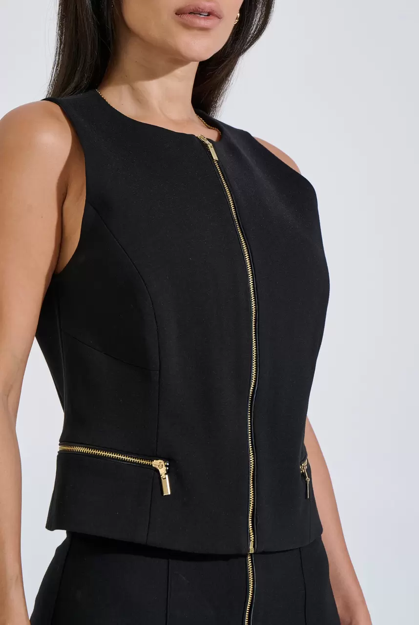 Vest with zip