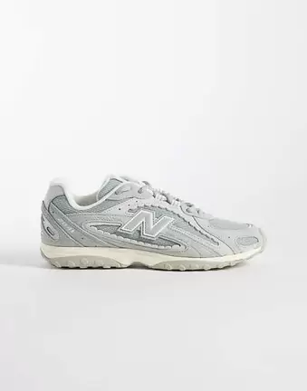 New Balance 204L scallop trainers in grey and sage green