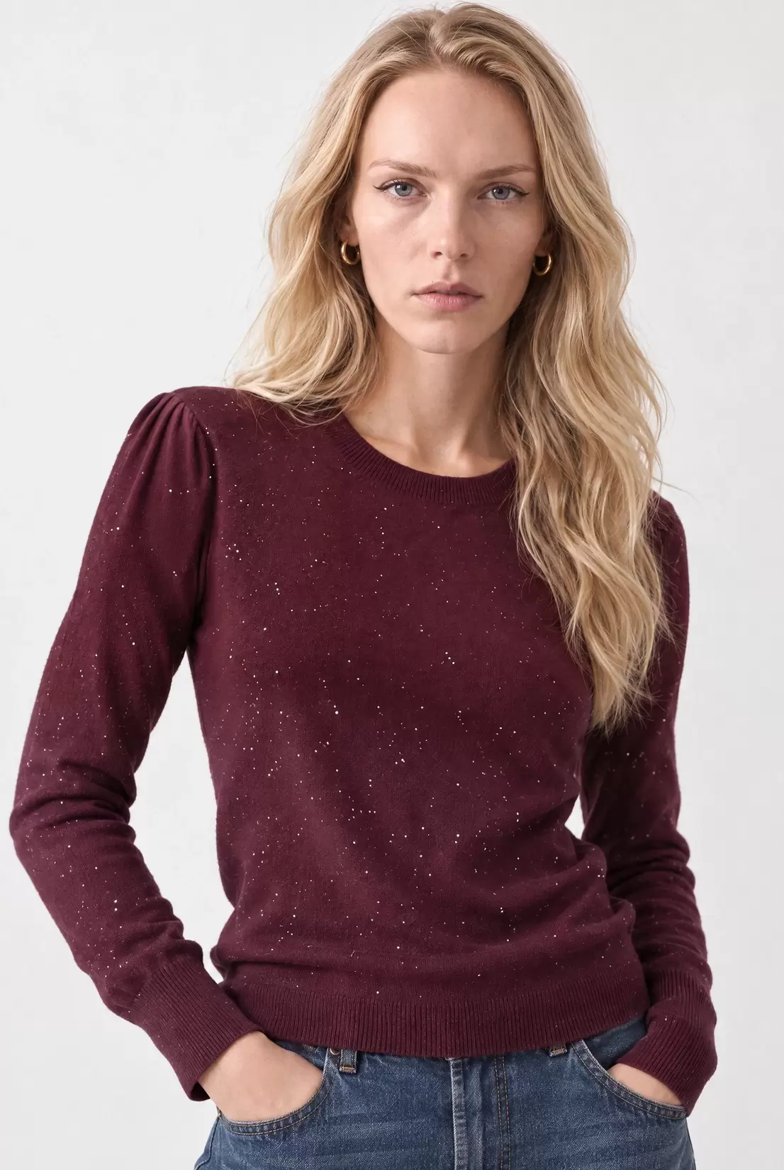 Knitted top with sequins