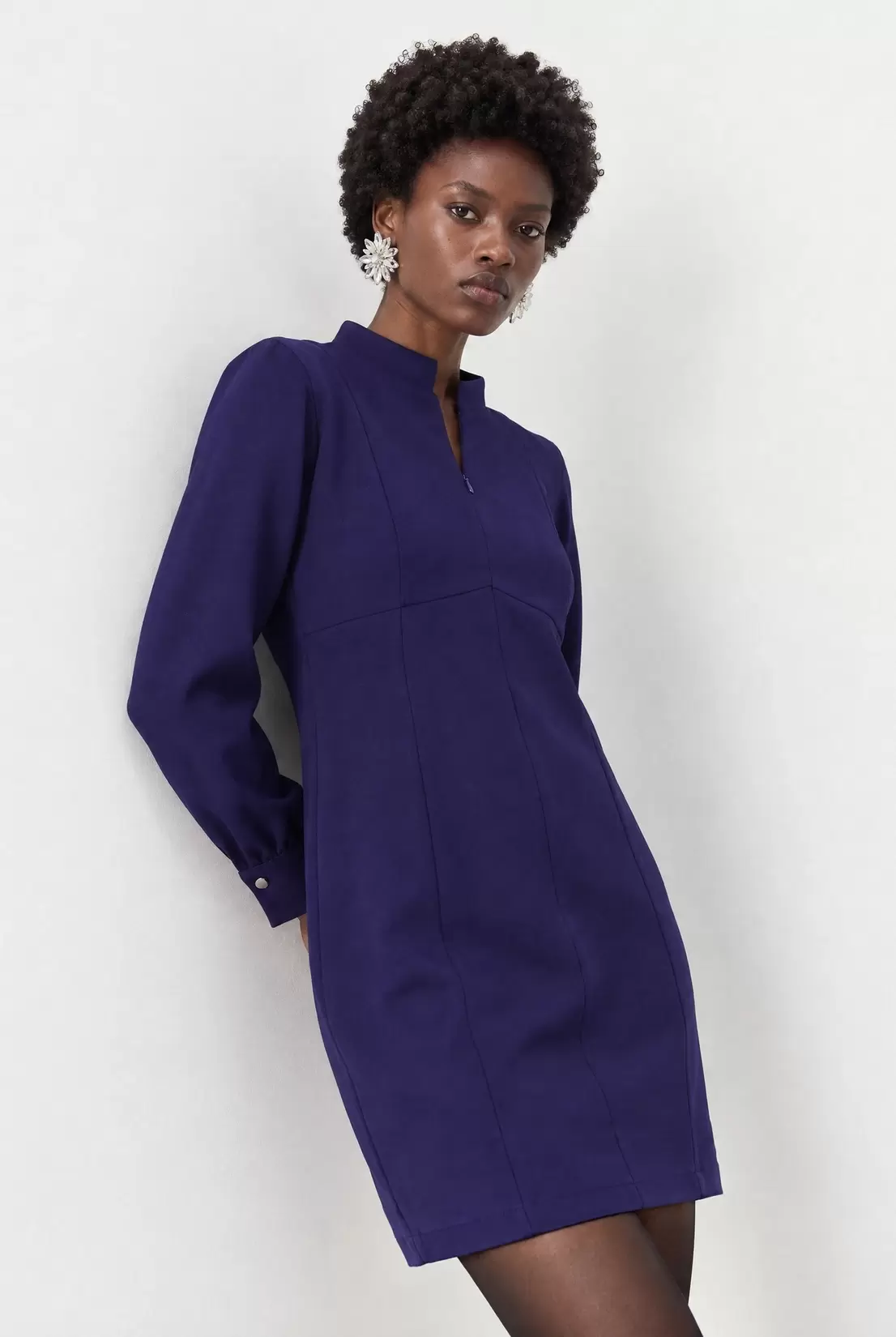 Mini dress with zipper