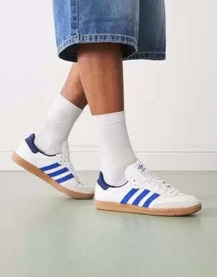 Adidas Originals Samba OG sneakers in white and dark blue