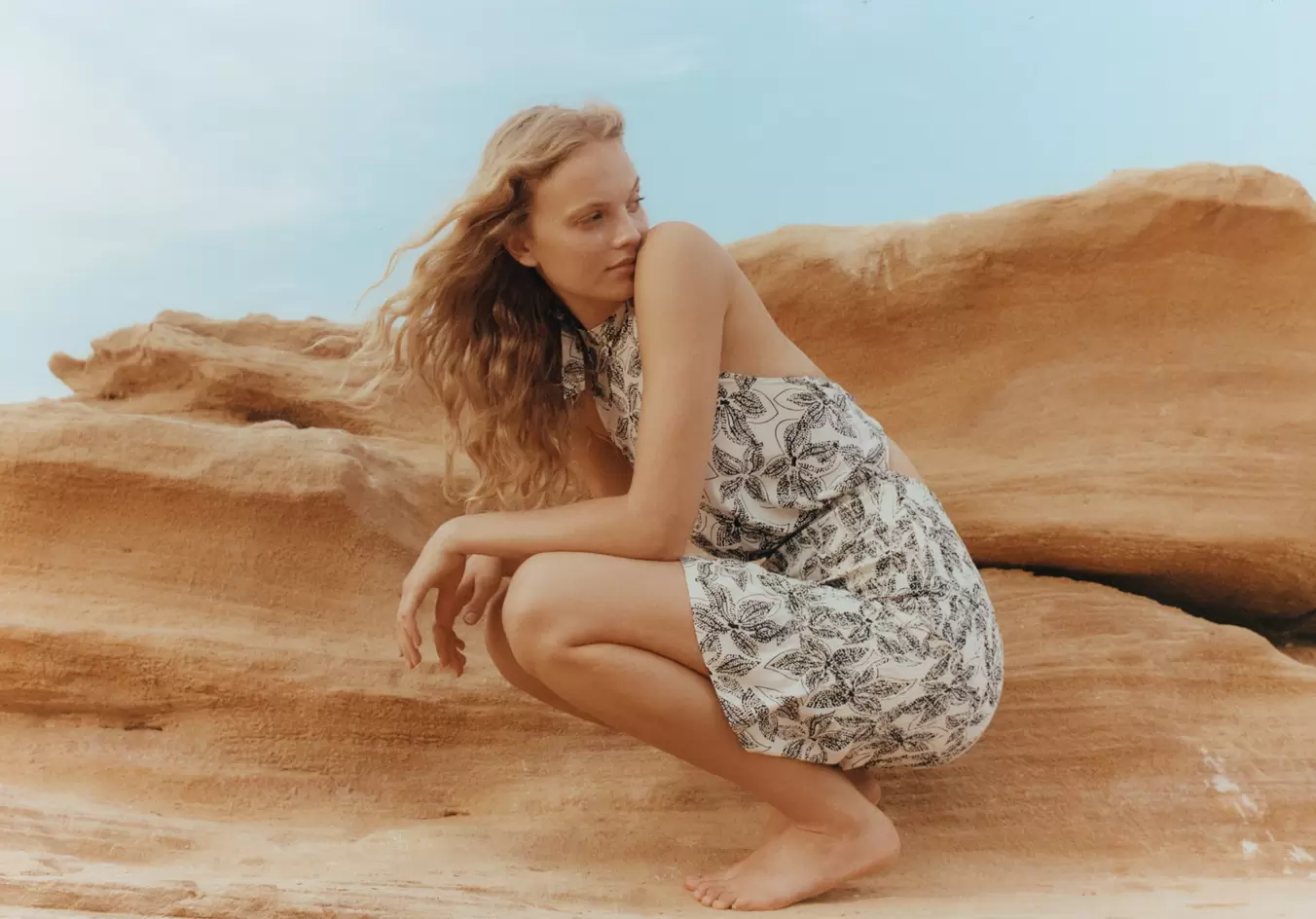 Floral-print halter dress