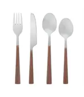 16Pc FAUX WOOD FLATWARE SET MAPLE