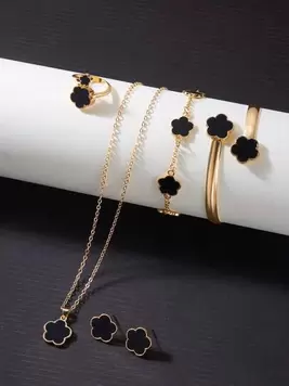 6pcs/Set Stylish Clover Pendant Necklace, Bracelet, Ring, Earrings Jewelry Set, Needs Peel Off Film