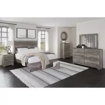 Queen Ralinski Bed w/Chest, Dresser, Mirror, Nightstand
