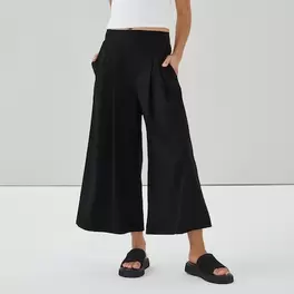 On-the-Go Crop Pant
