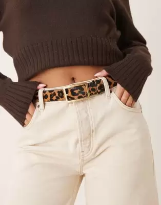 Mango leather belt with gold buckle in leopard print