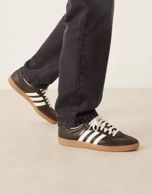 Adidas Originals Samba OG sneakers in dark brown and white