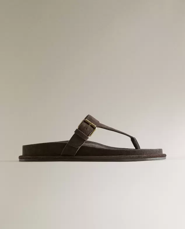 LEATHER SANDALS WITH ASYMMETRIC STRAP