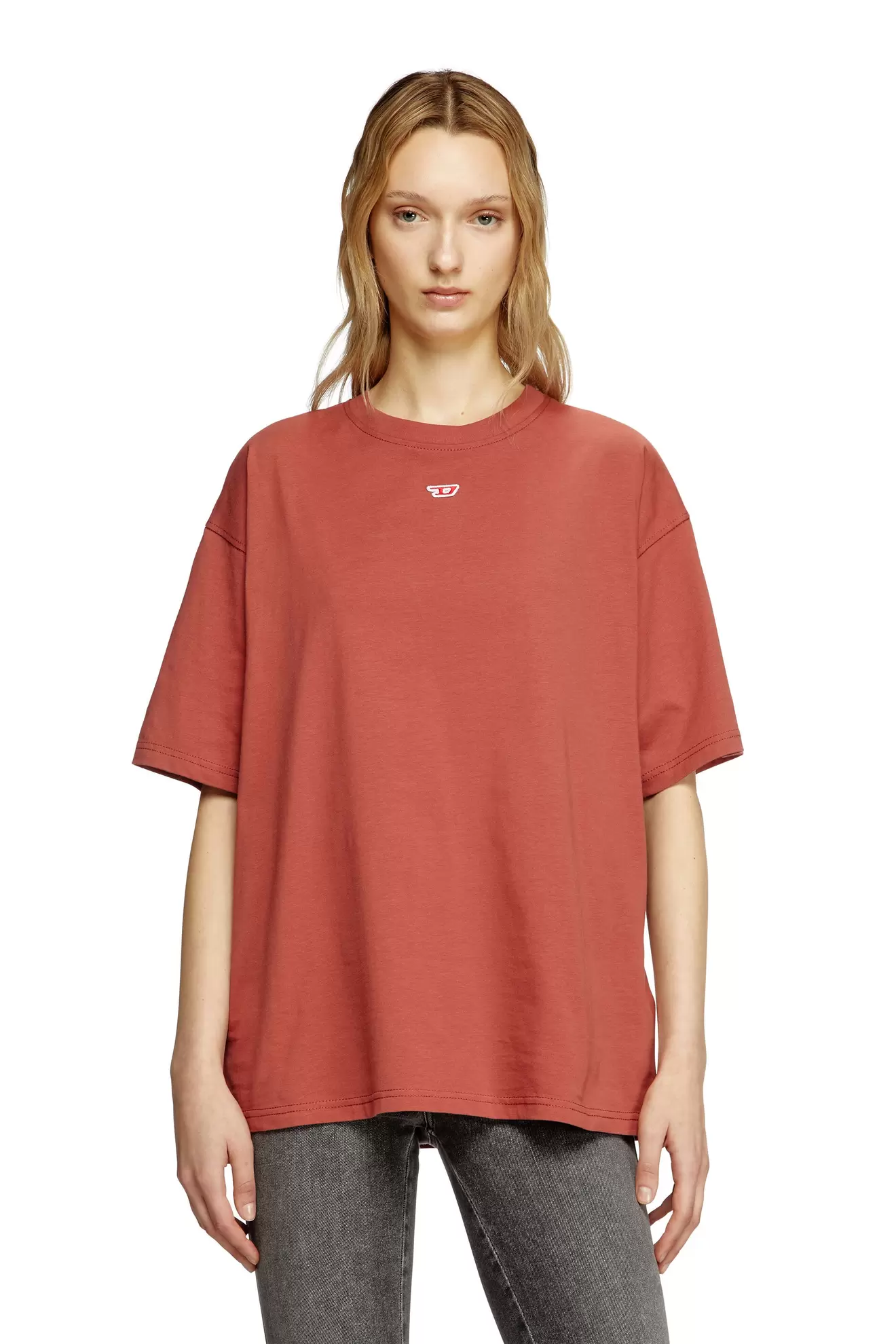 T-shirt with embroidered D patch