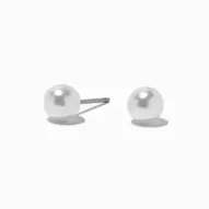 Pearl 6mm Stud Earrings