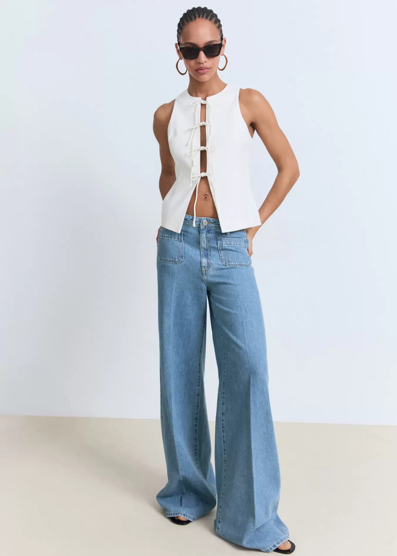 High-rise wide legjeans with pockets