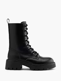 Lace-up boot