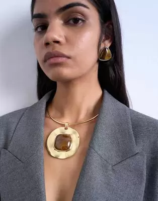 Topshop Max statement necklace in gold with brown stone