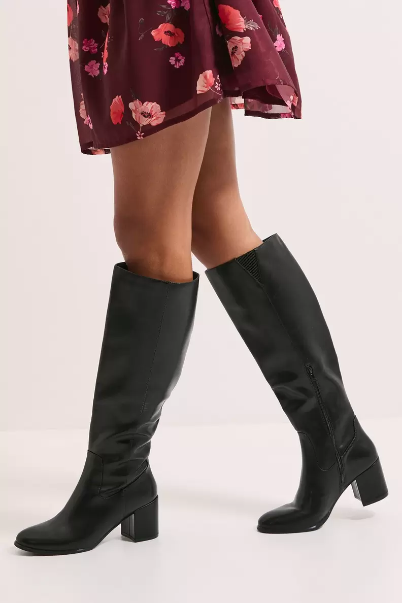 Wide Fit Keeley Round Toe Medium Block Heel Knee High Boots