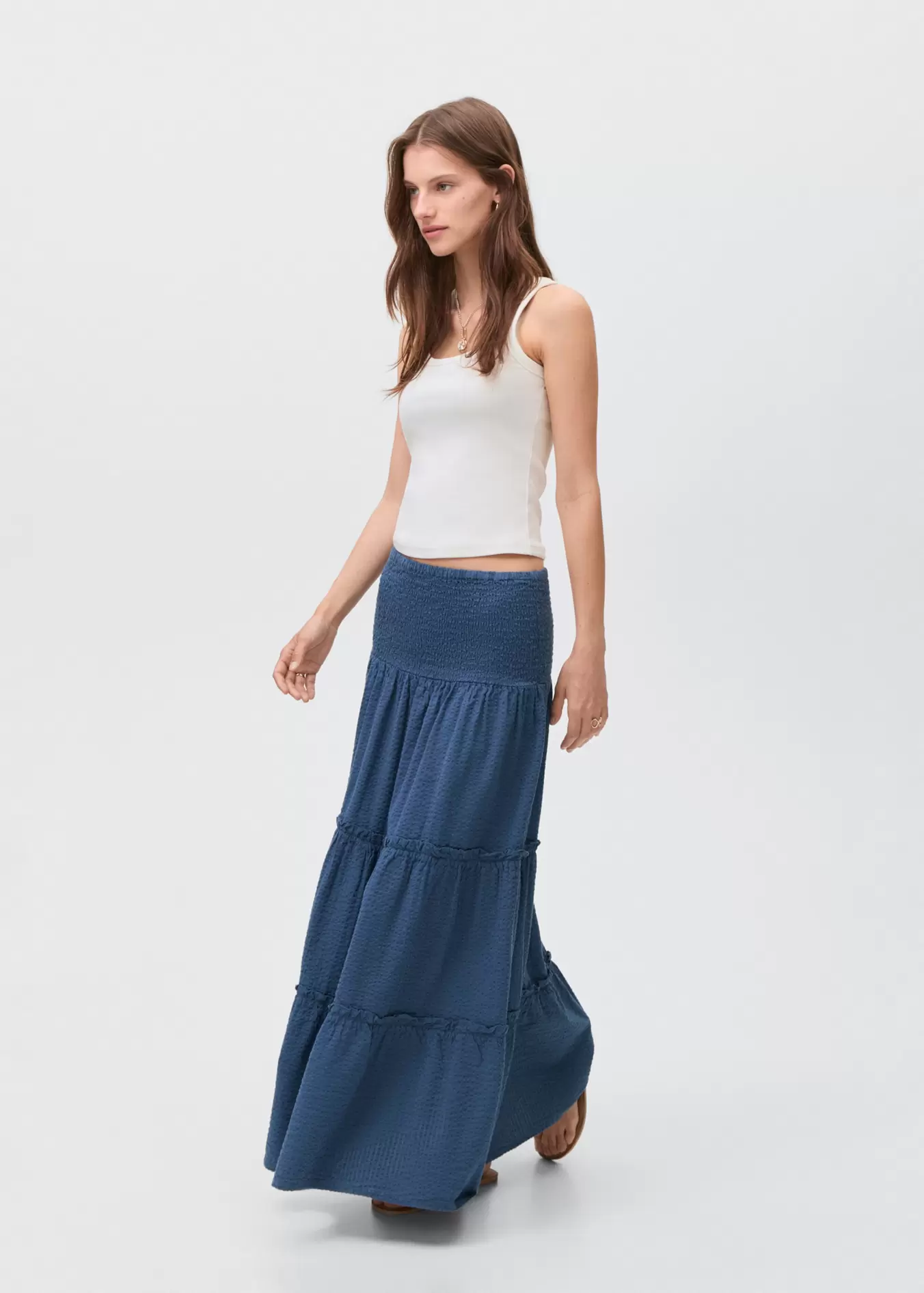 Ruffled long skirt