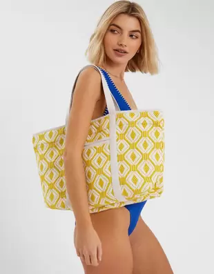 Diamond Embroidered Shoulder Bag