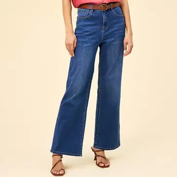 Ladies Wide-Leg Jeans