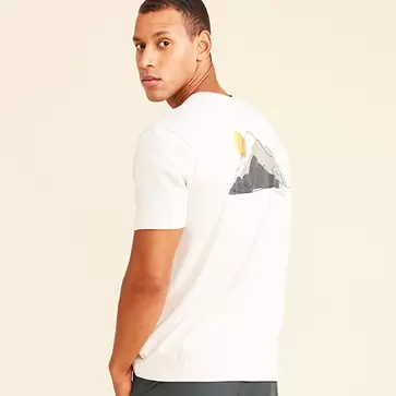 Mens graphic tee