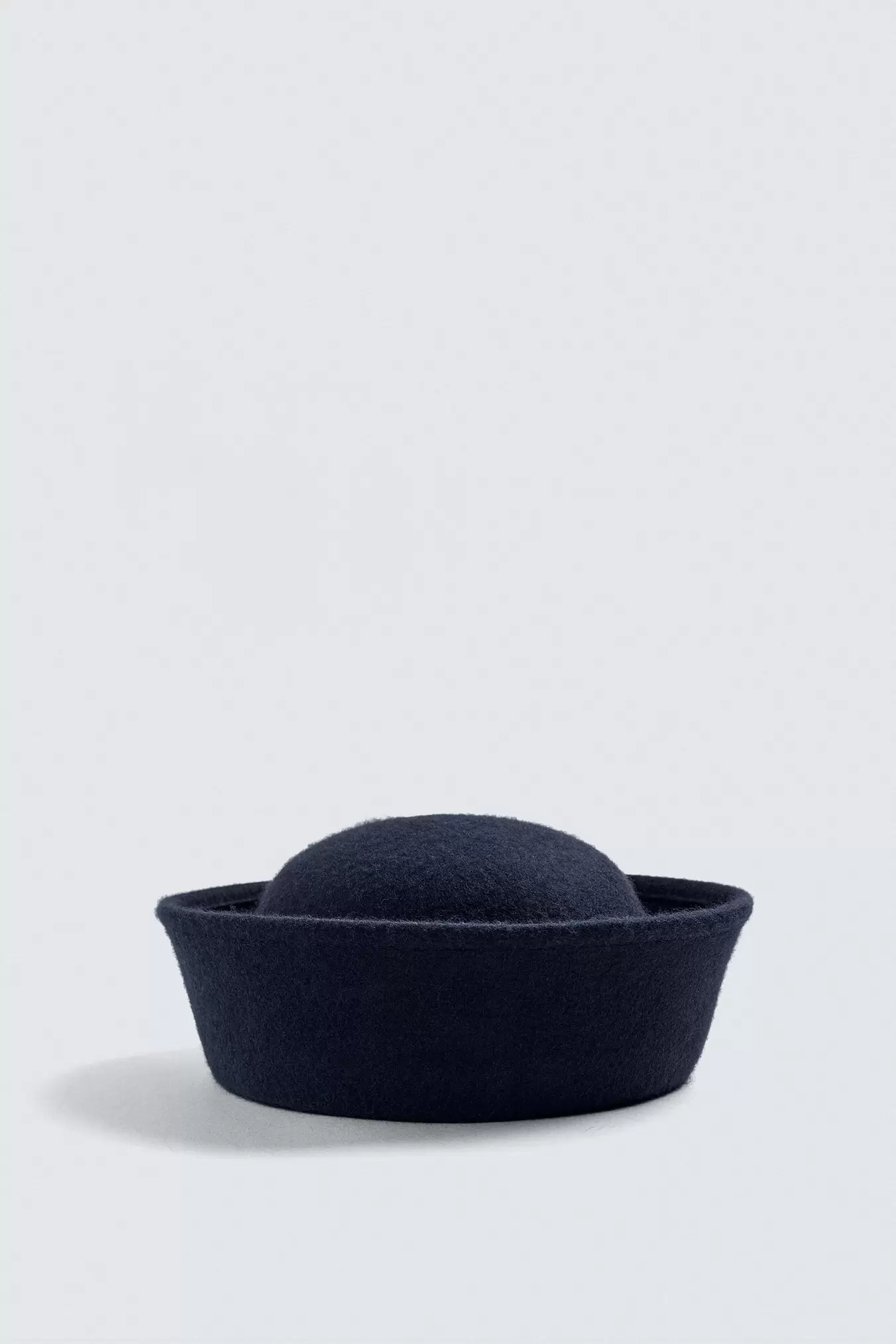 WOOL FELT HAT HARRY LAMBERT FOR ZARA X DISNEY
