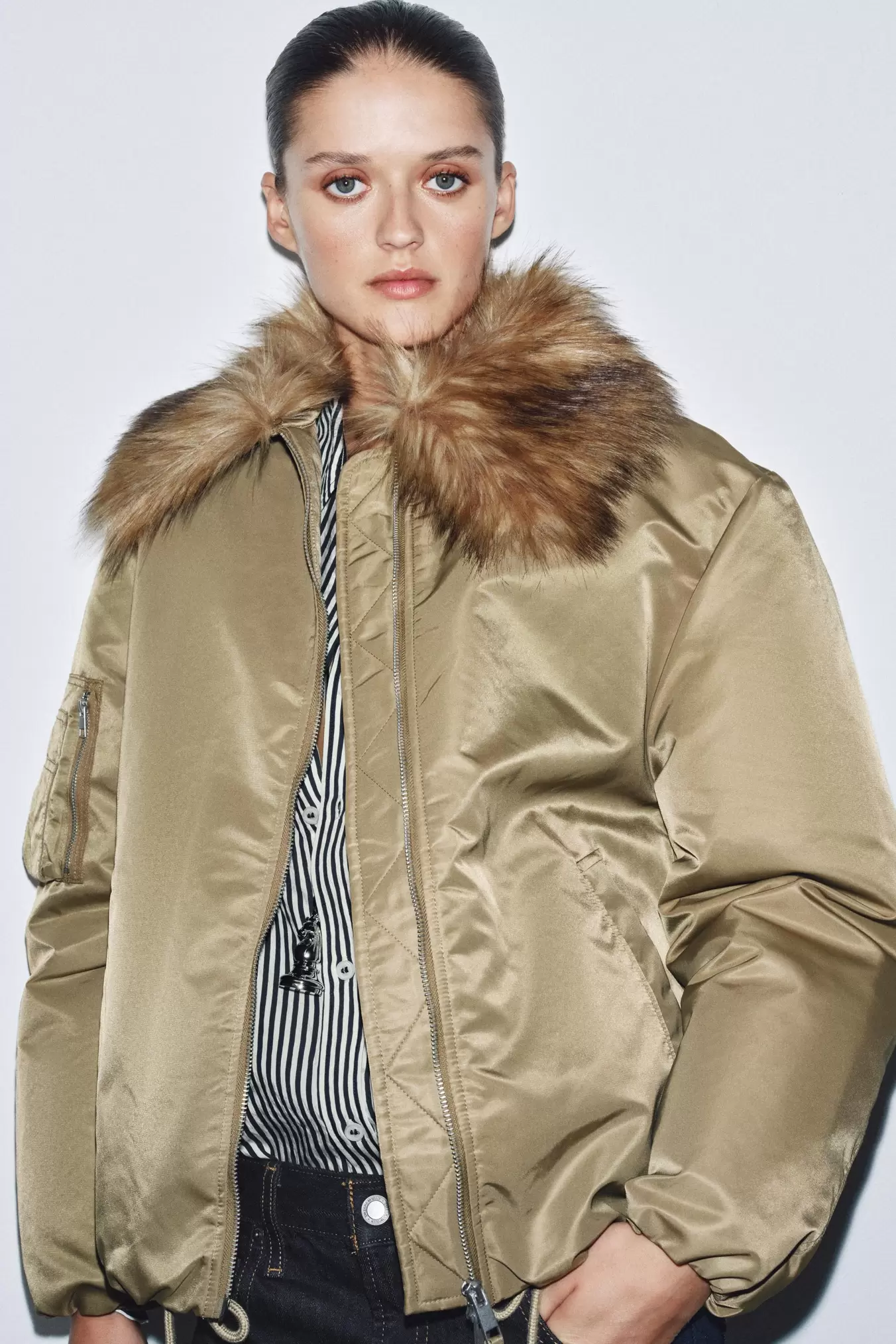 ZW COLLECTION FAUX FUR COLLAR BOMBER JACKET