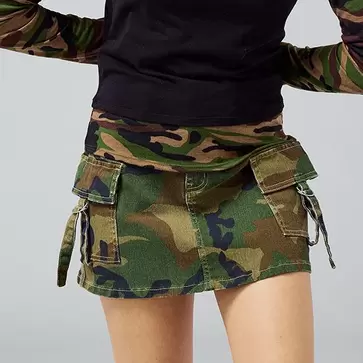 Juniors Camo Skirt