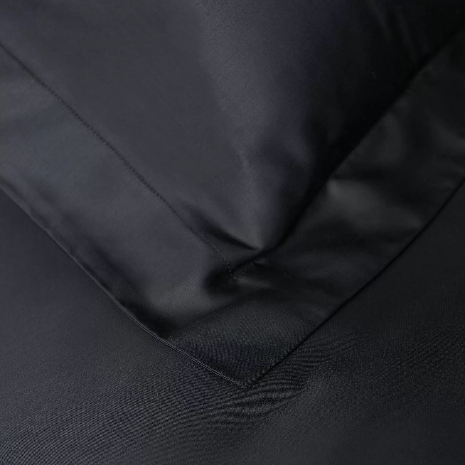 Black Bamboo Oxford Pillowcase Set