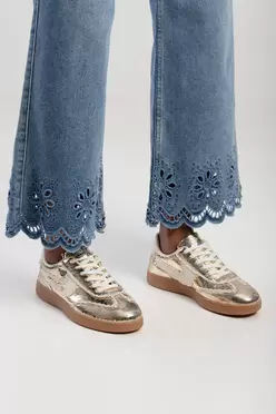 Mylie Sneakers