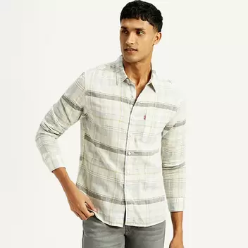 Levi's®Men's Plaid Slim Fit Linen Shirt