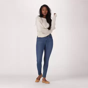 Levi's® Women's Curvy High-Rise Super Skinny