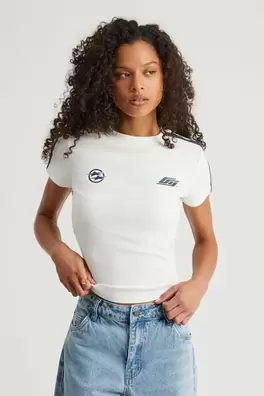 Fitted Graphic Tee