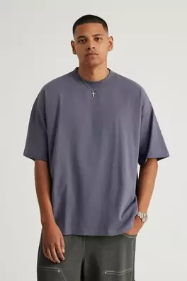 Authentics Heavy Weight Box Fit Tshirt