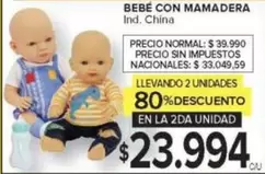 BEBÉ CON MAMADERA