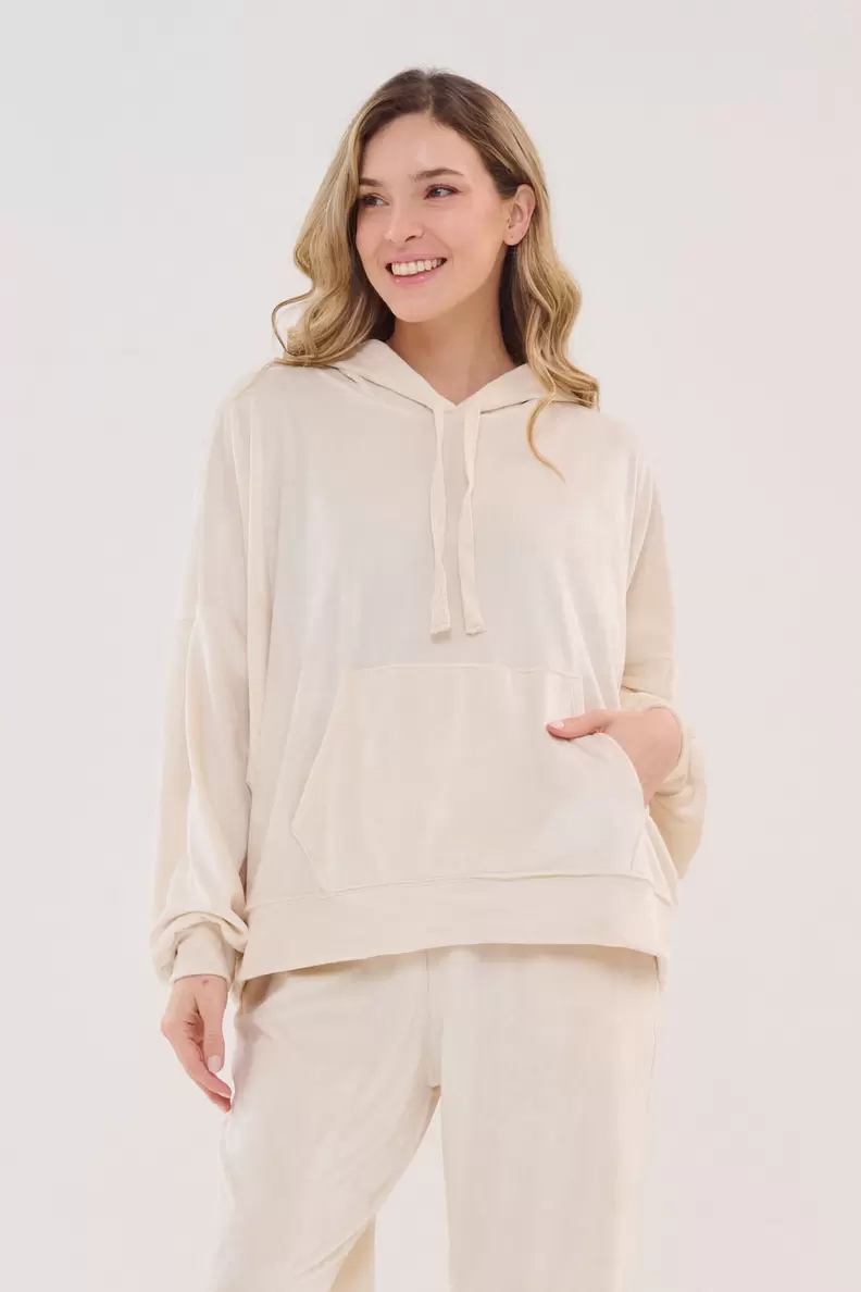 Buzo de plush con capucha Cozy