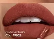 Victoria - Nude