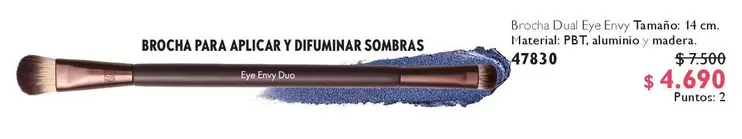 Duo - Brocha Para Alicar Y Difuminat Sombras