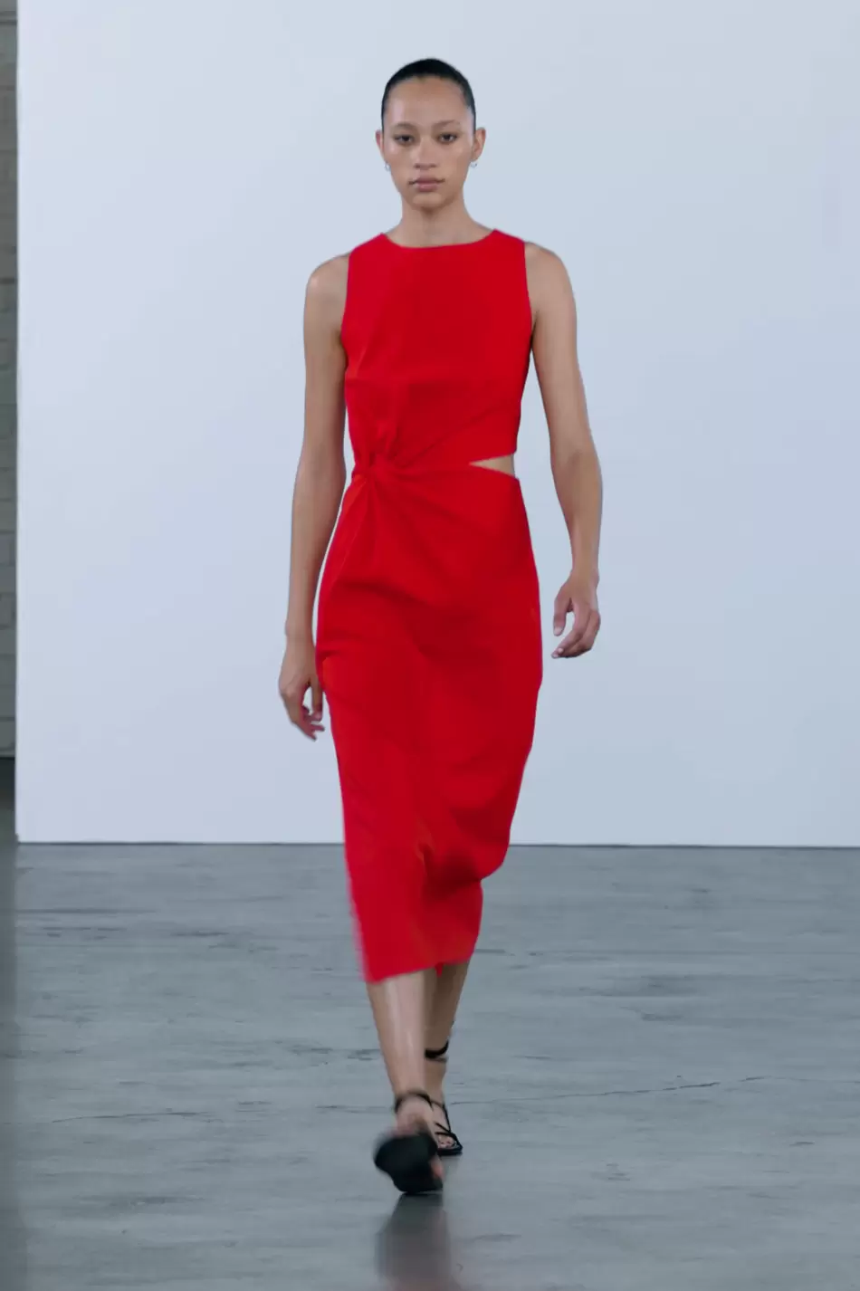 VESTIDO MIDI CUT OUT ZW COLLECTION
