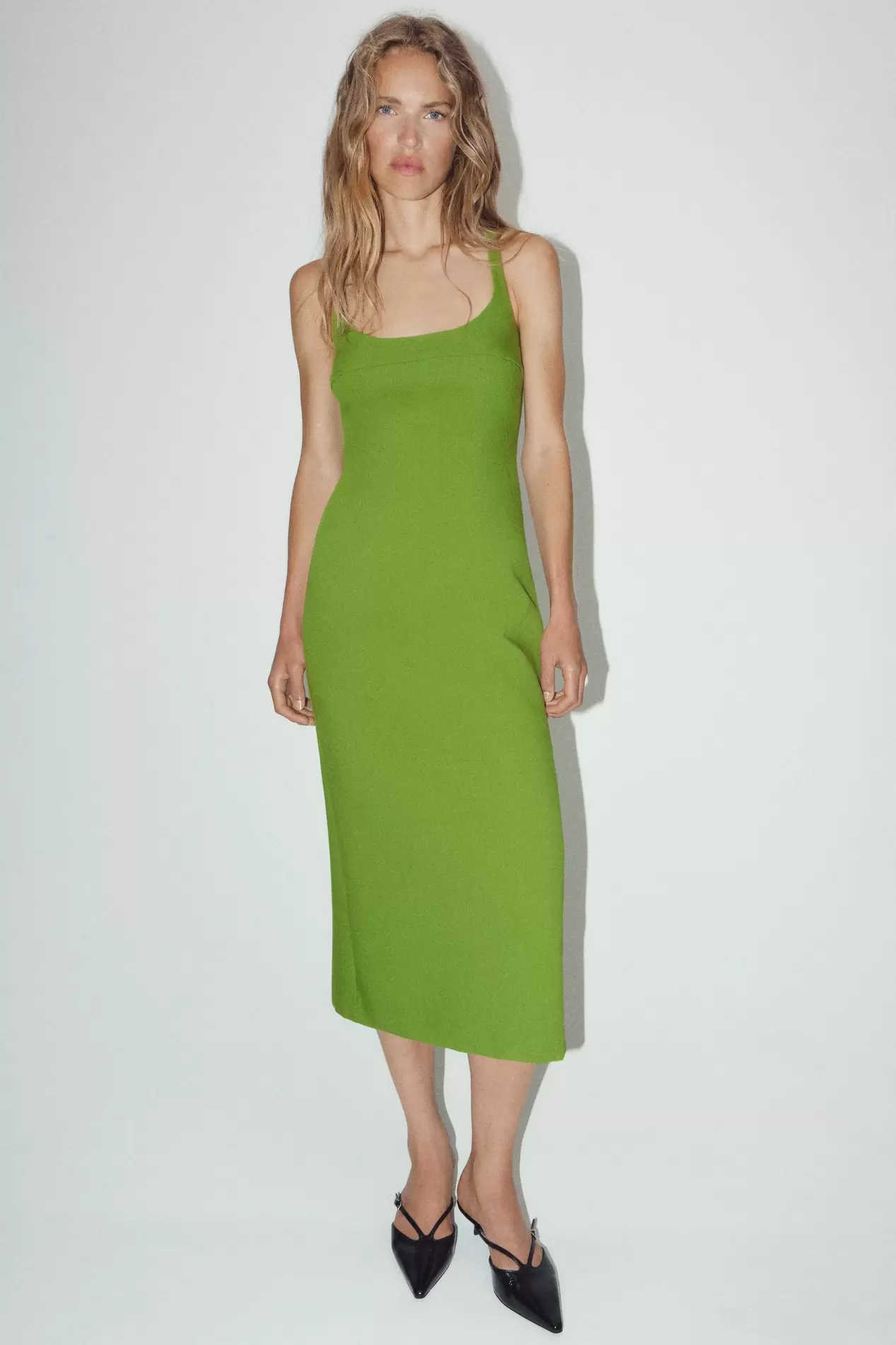 VESTIDO MIDI PINZAS