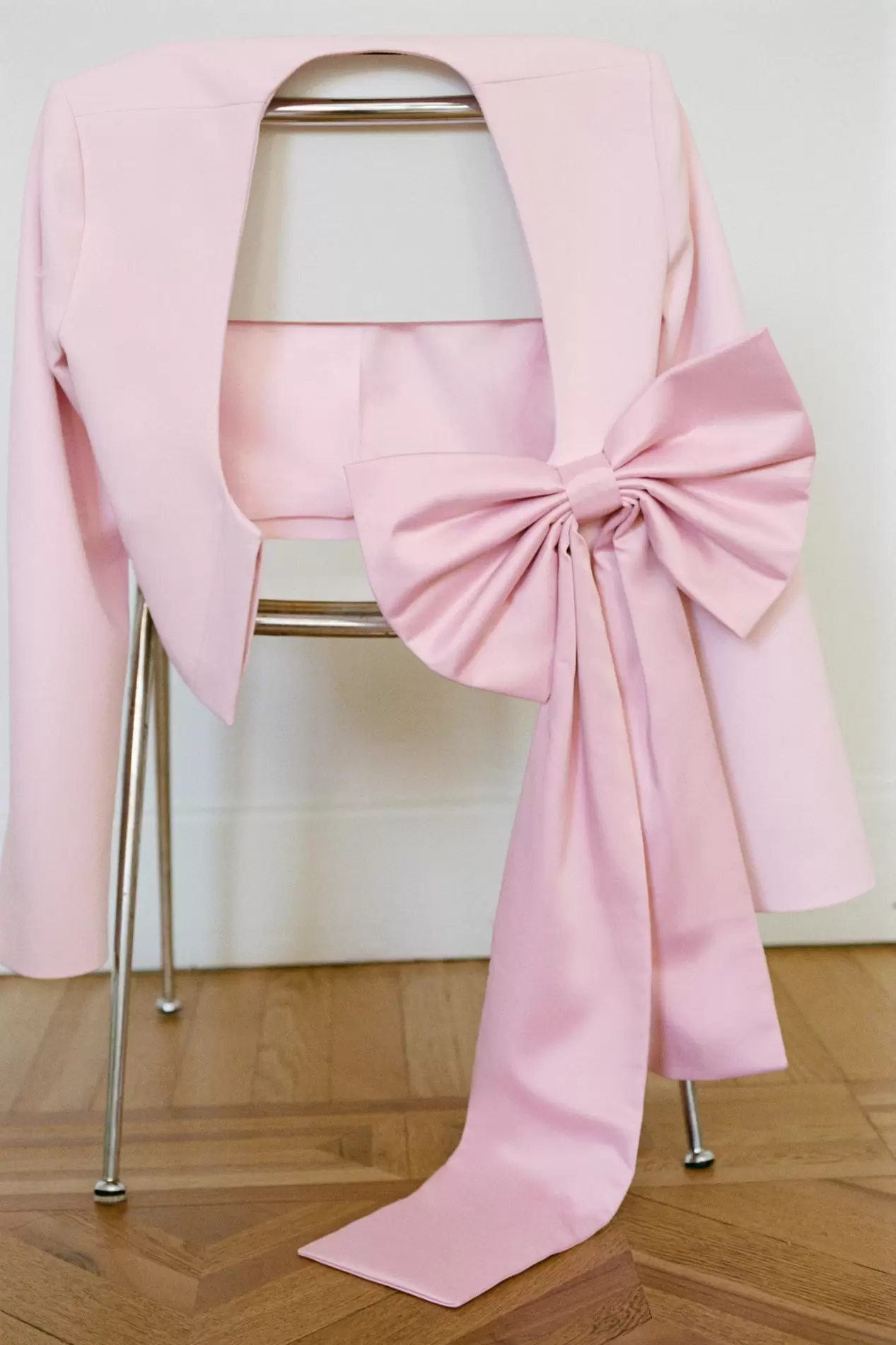 BLAZER CROP LAZO SATINADO