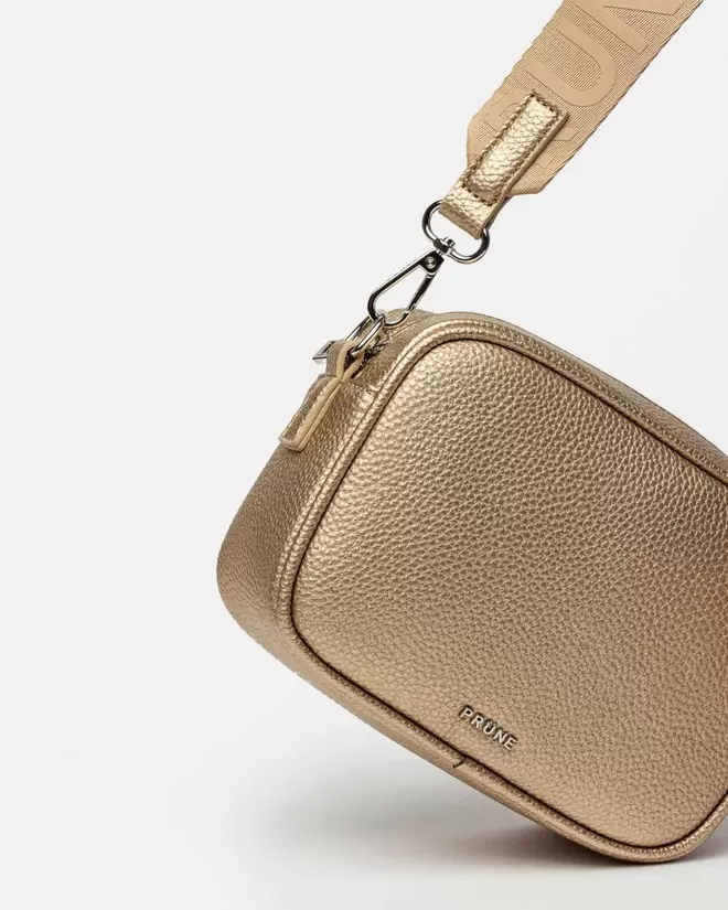 
                                    Mini Bag Adisa En Efecto Cuero                                
                                                                             / OUTLET /                                                                    
