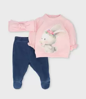 Conjunto recién nacida con conejo