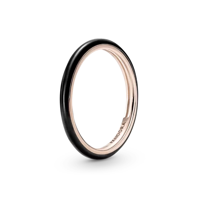 Anillo Con Esmalte Negro Pandora Me Recubrimiento En Oro Rosa 14k