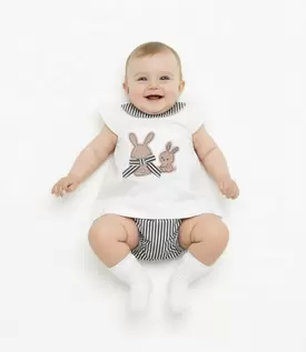 Conjunto Recién Nacida Con Conejos